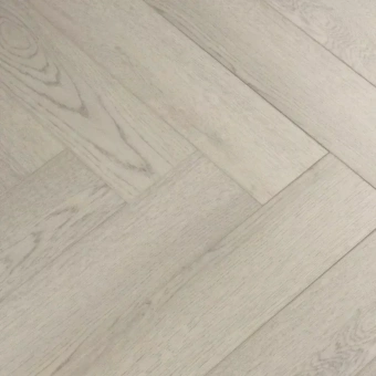 1616029 Дуб Исида